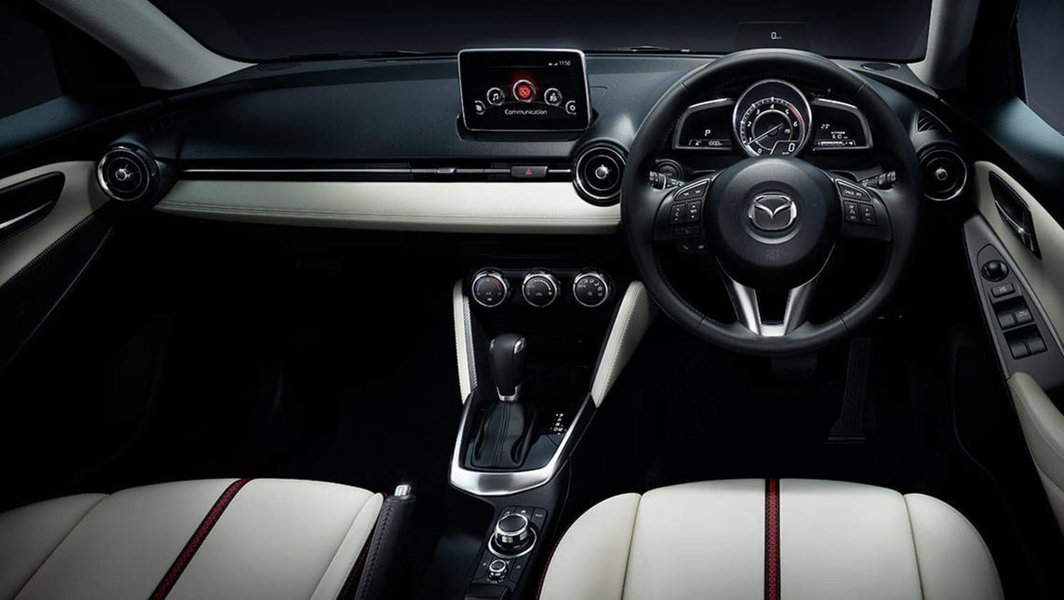 mazda2-automatic-fun-to-drive-st3vzc57