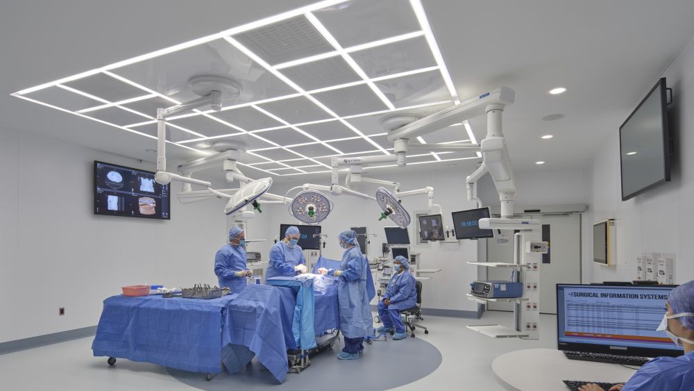 scenic medical imaging equipment in a clinical lab