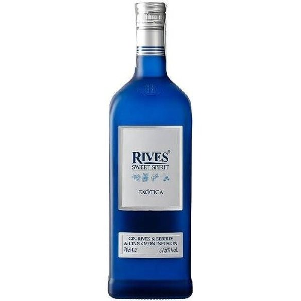 Botella de ginebra con enfoque en lo exótico