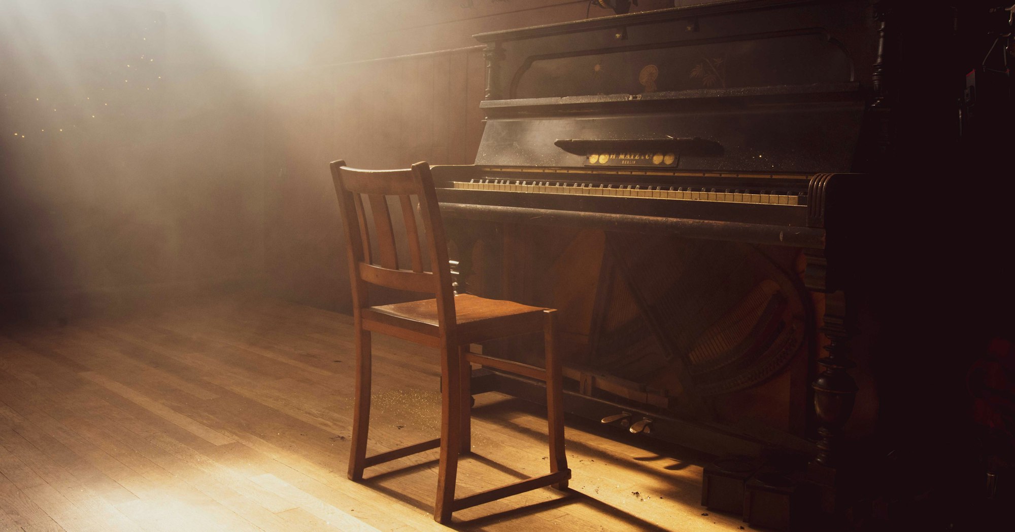 Carinthian landscapes with old musical instruments