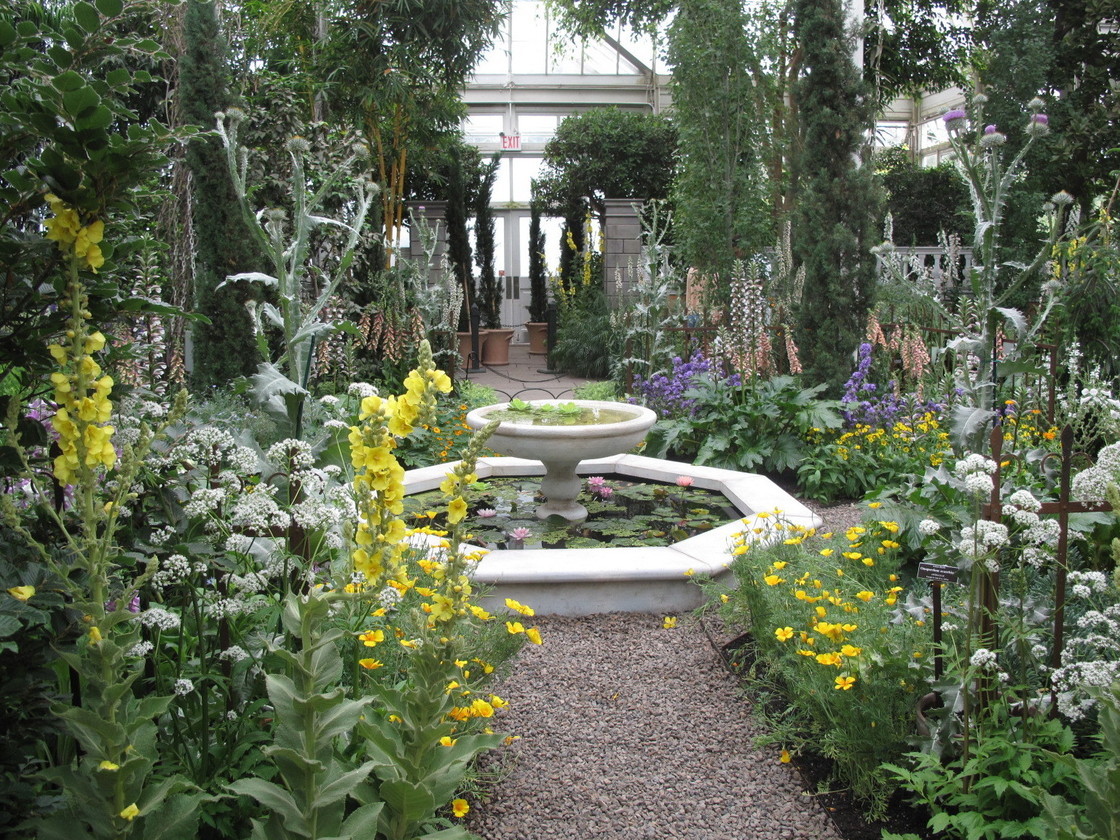 modern botany historical garden
