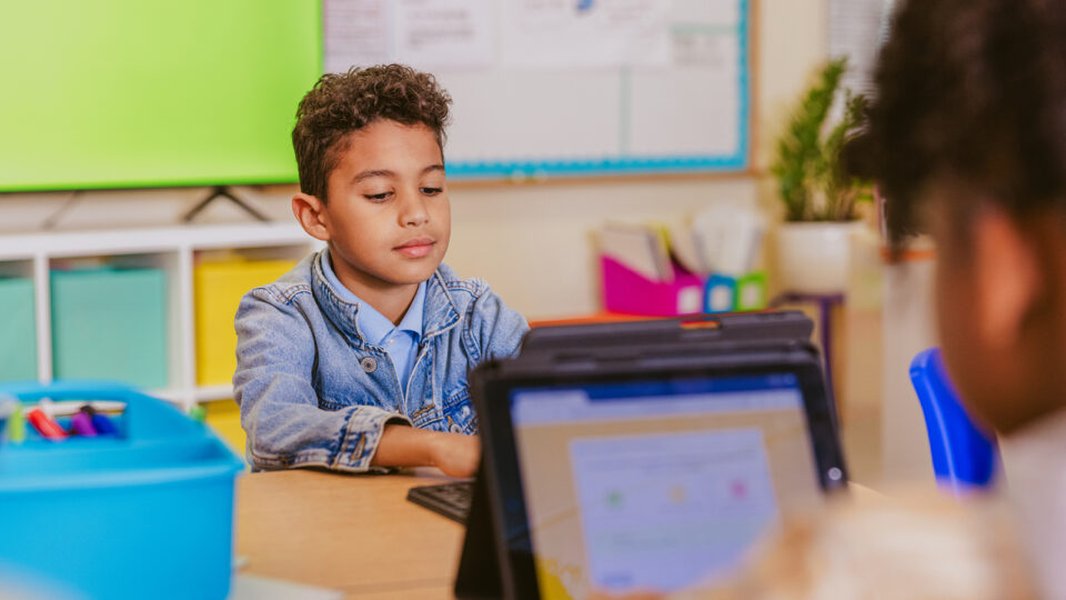 modern-educational-research-trends-ihsya18p