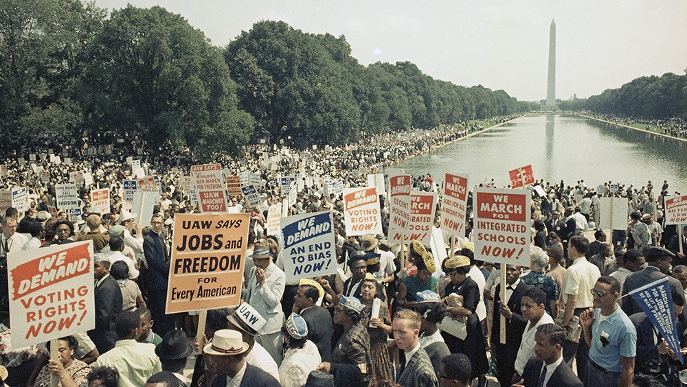 photos of protests, crowds, historical demonstrations