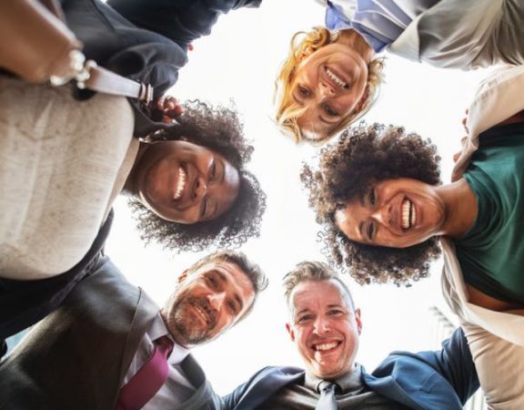 Ithy - Enhancing Team Collaboration in Multicultural Environments
