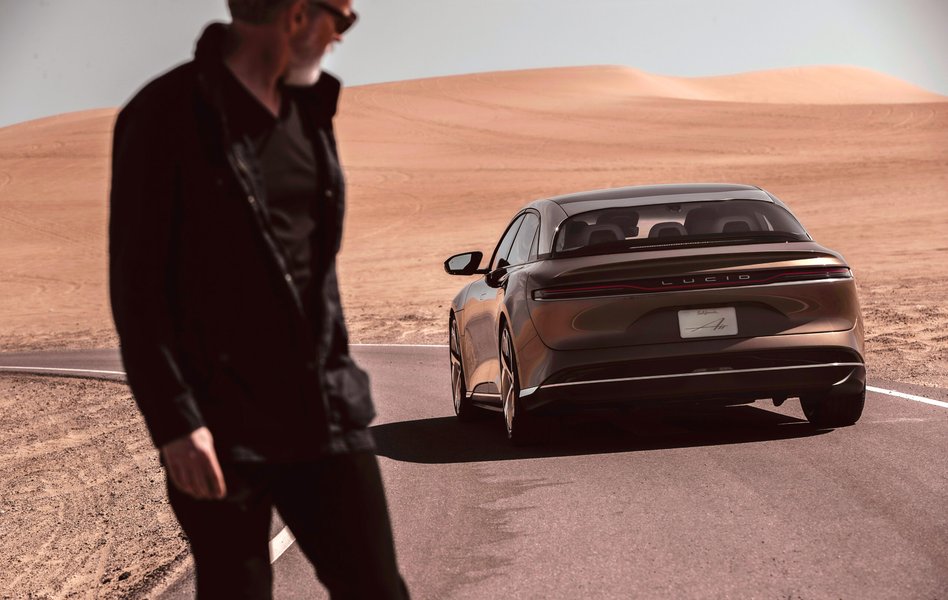 The Lucid Air exemplifies a luxury EV where new car replacement insurance offers vital protection. The Lucid Air exemplifies a luxury EV where new car replacement insurance offers vital protection.