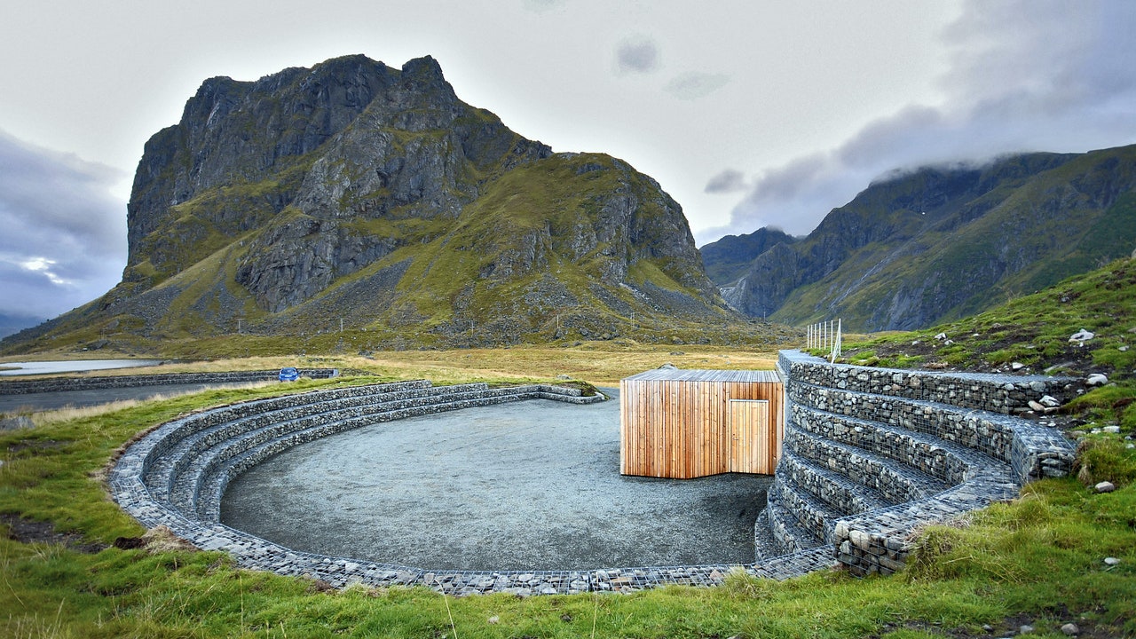 northern scenery, forest and traditional architecture