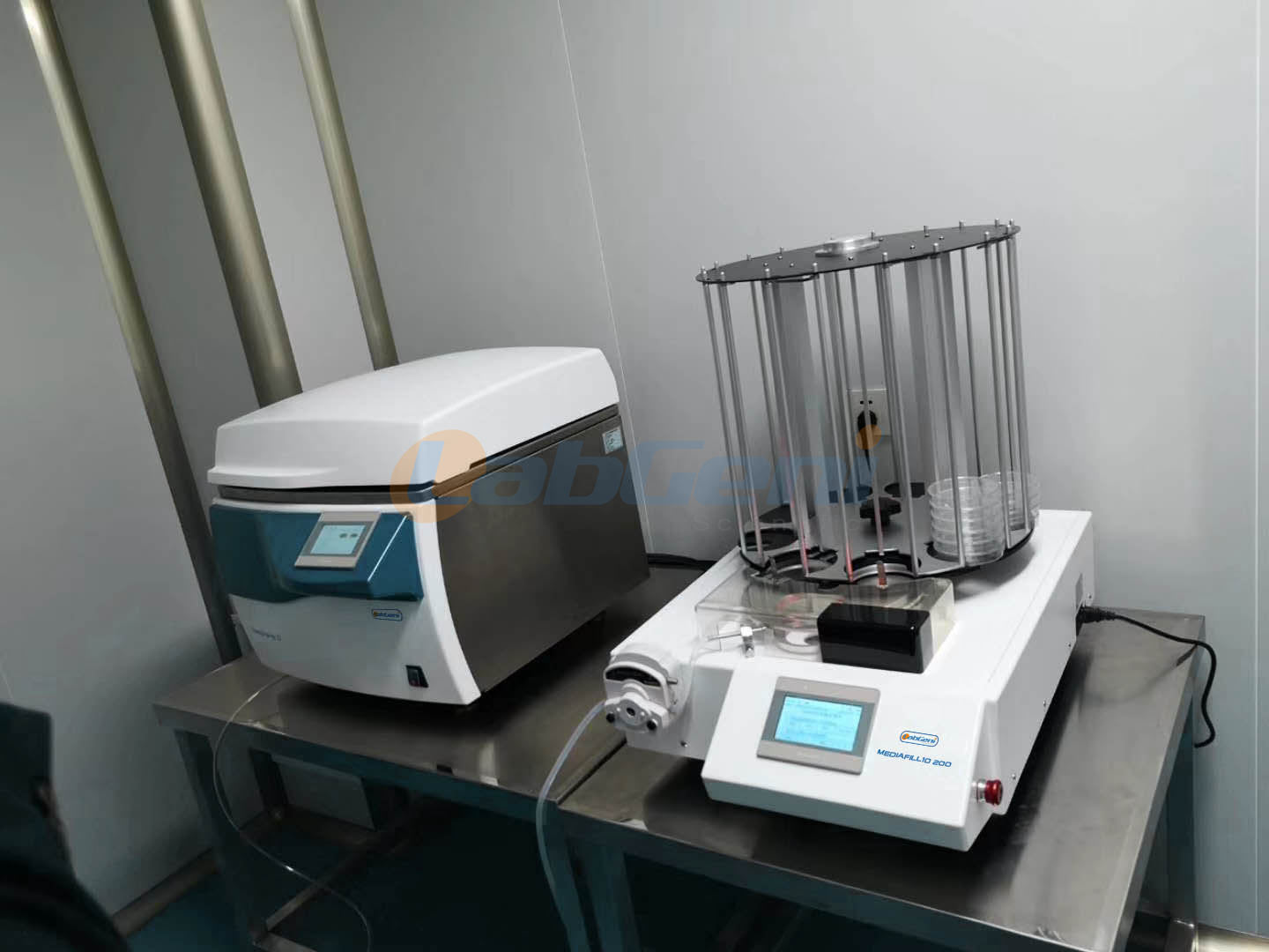 laboratory settings nutrient media equipment