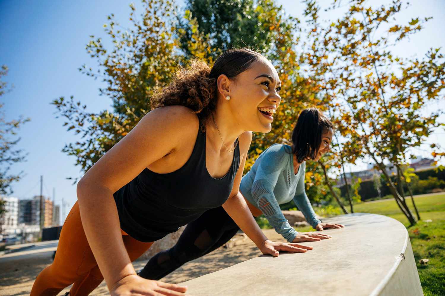 urban park exercise outdoor healthy lifestyle
