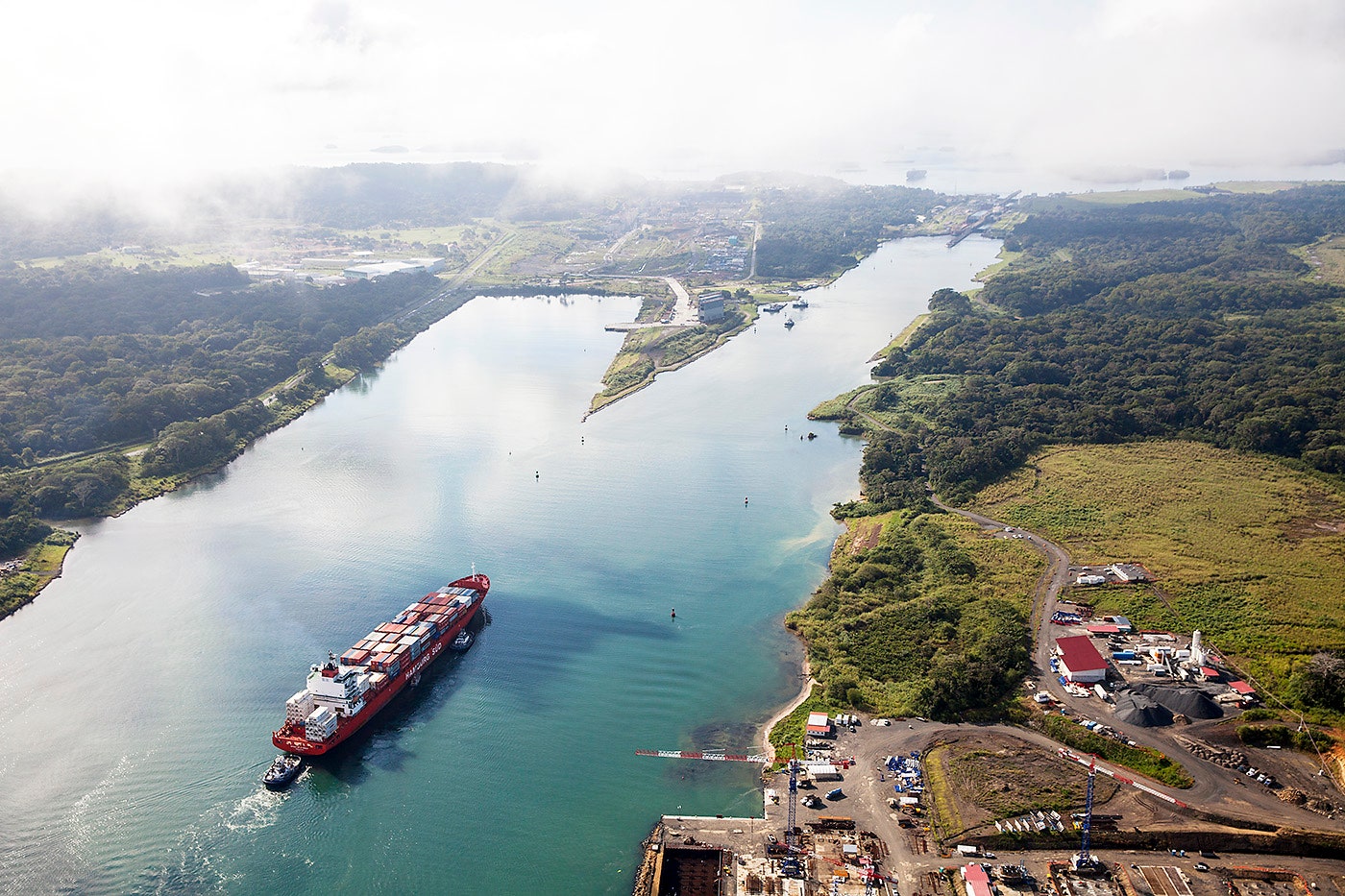 panama canal scenery