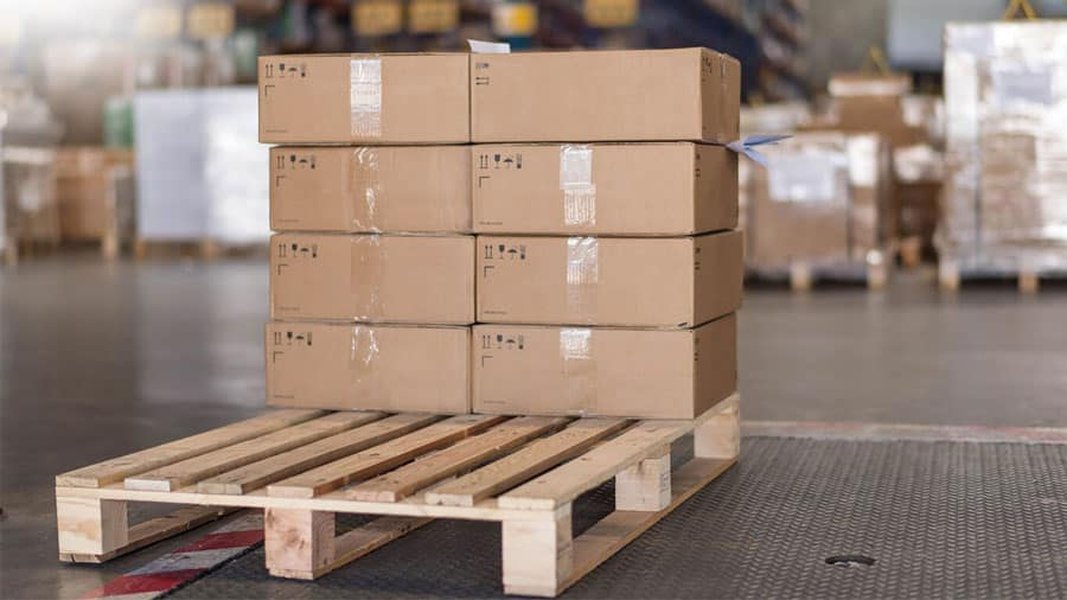 palletizing-goods-shipping-guide-jwk9q6nj