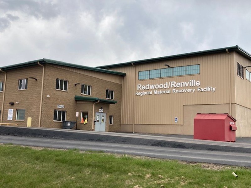 Municipal solid waste and recycling facility building