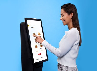 digital devices in restaurant settings