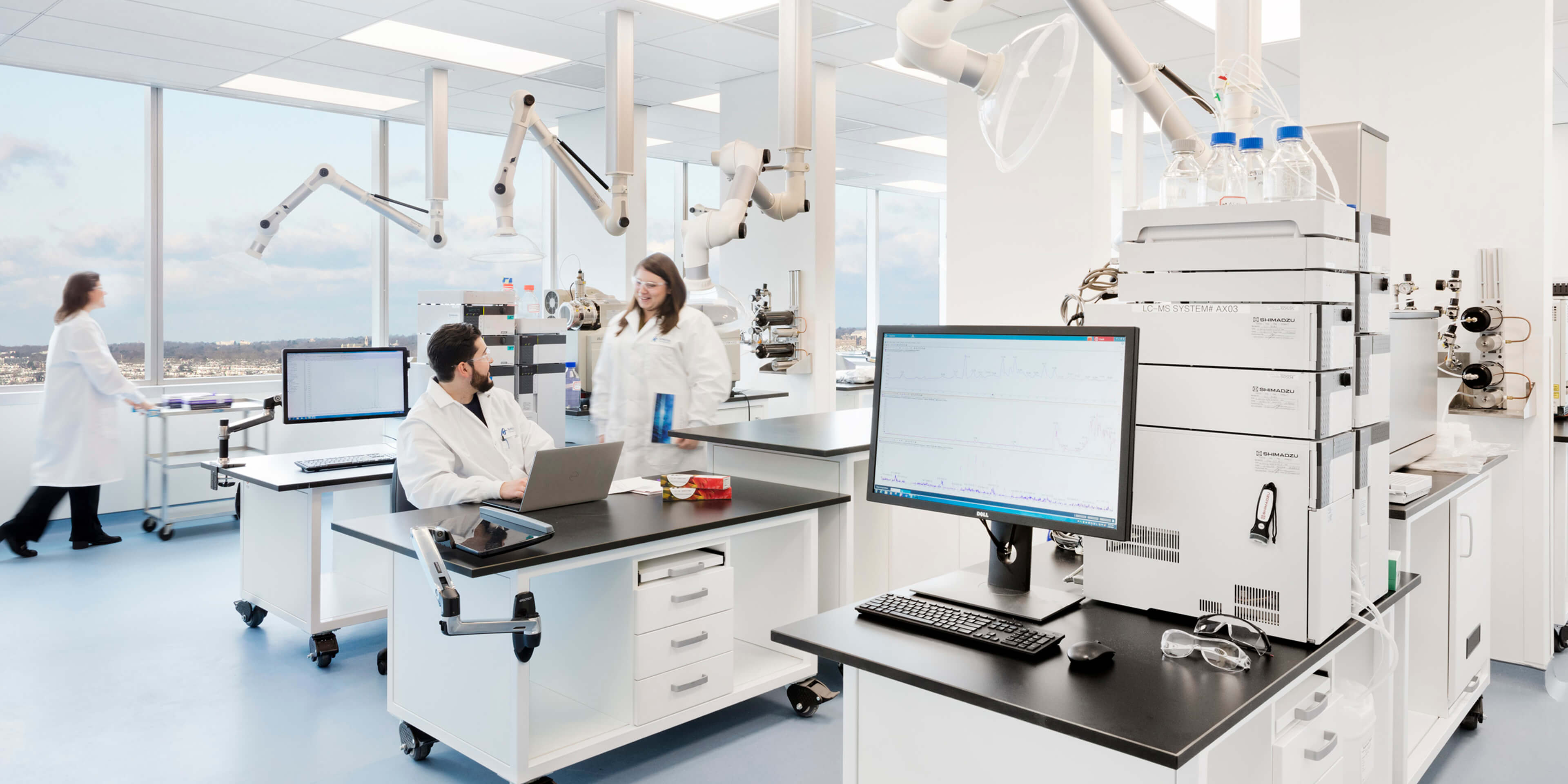 physical objects and scenic science laboratories