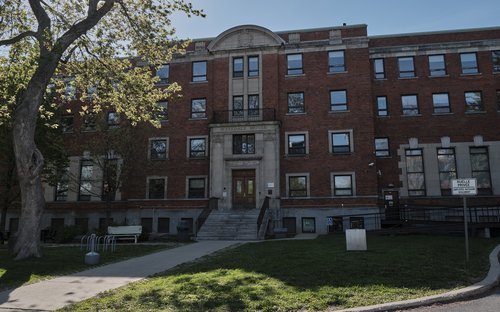 service youth center quebec