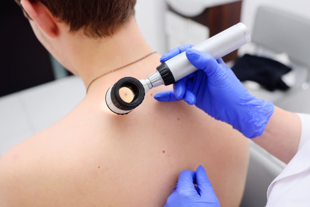doctor surgery skin