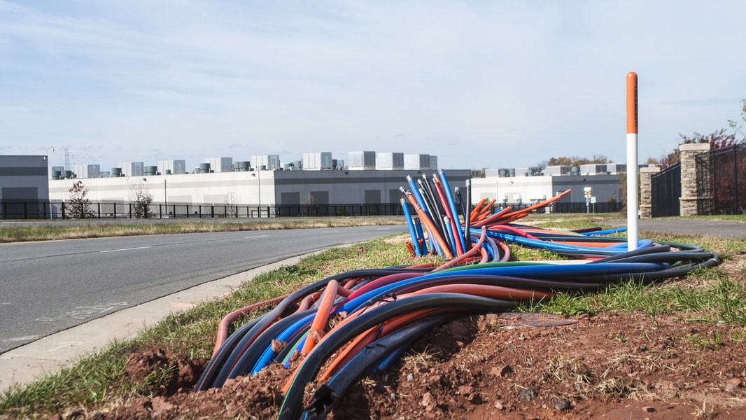 cloud data center real infrastructure