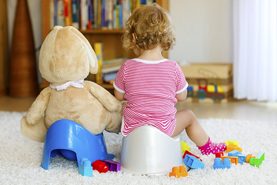 potty-training-guide-toddlers-sye78zua