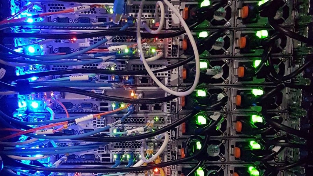 Server room similar to those that would house TPP