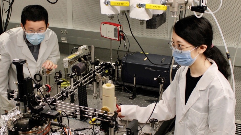 quantum particles laboratory setup