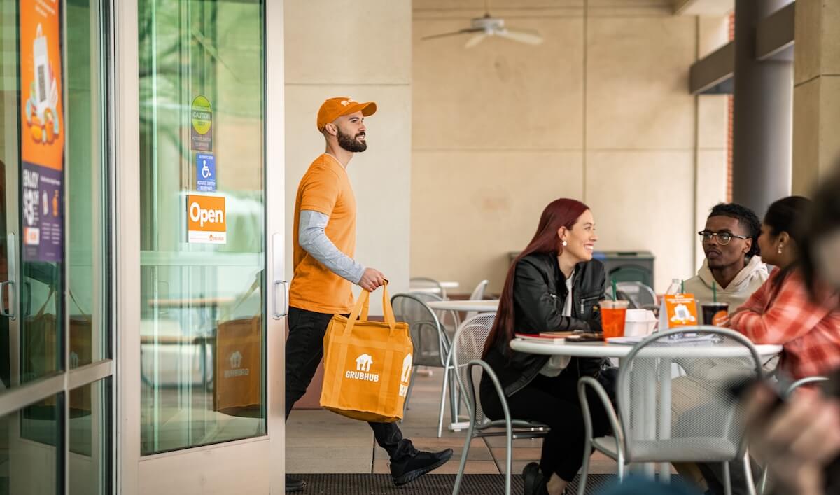 busy food service outlet
