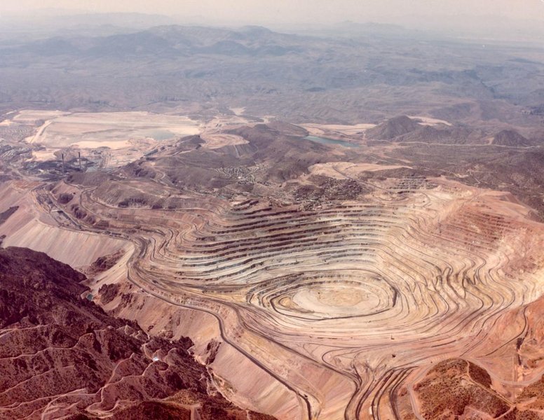 realistic-mining-location-visualization-08v5xxqq