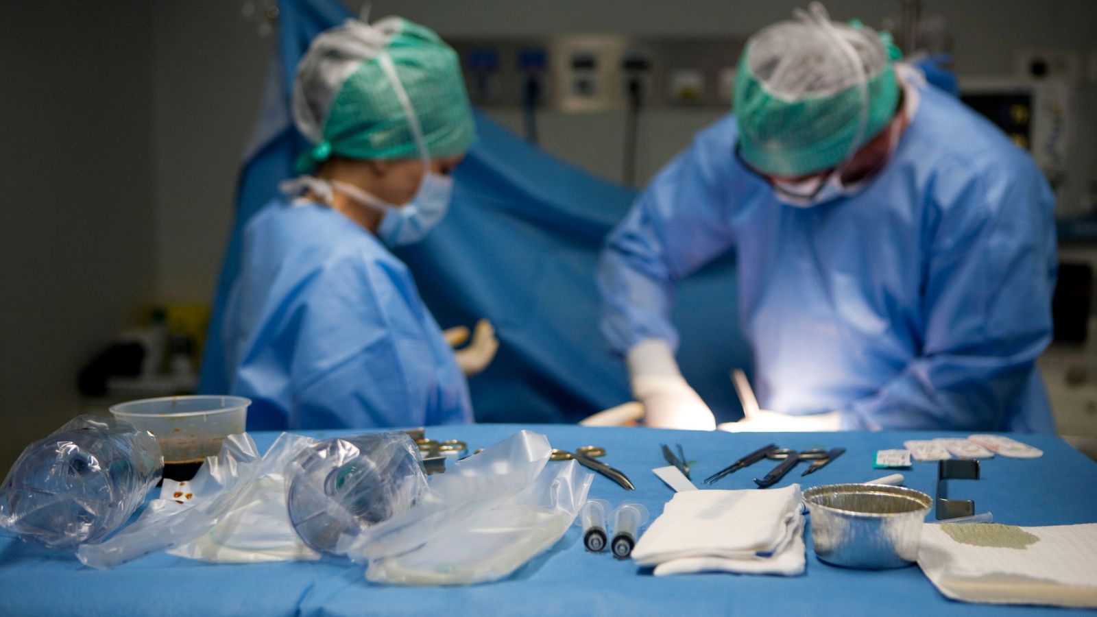 modern surgical tools and operating room