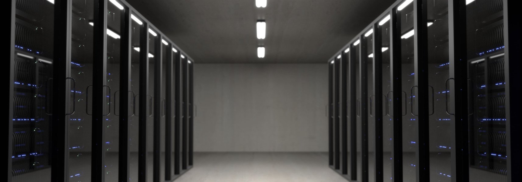 Salle de serveurs représentant l'infrastructure IT et les données à auditer