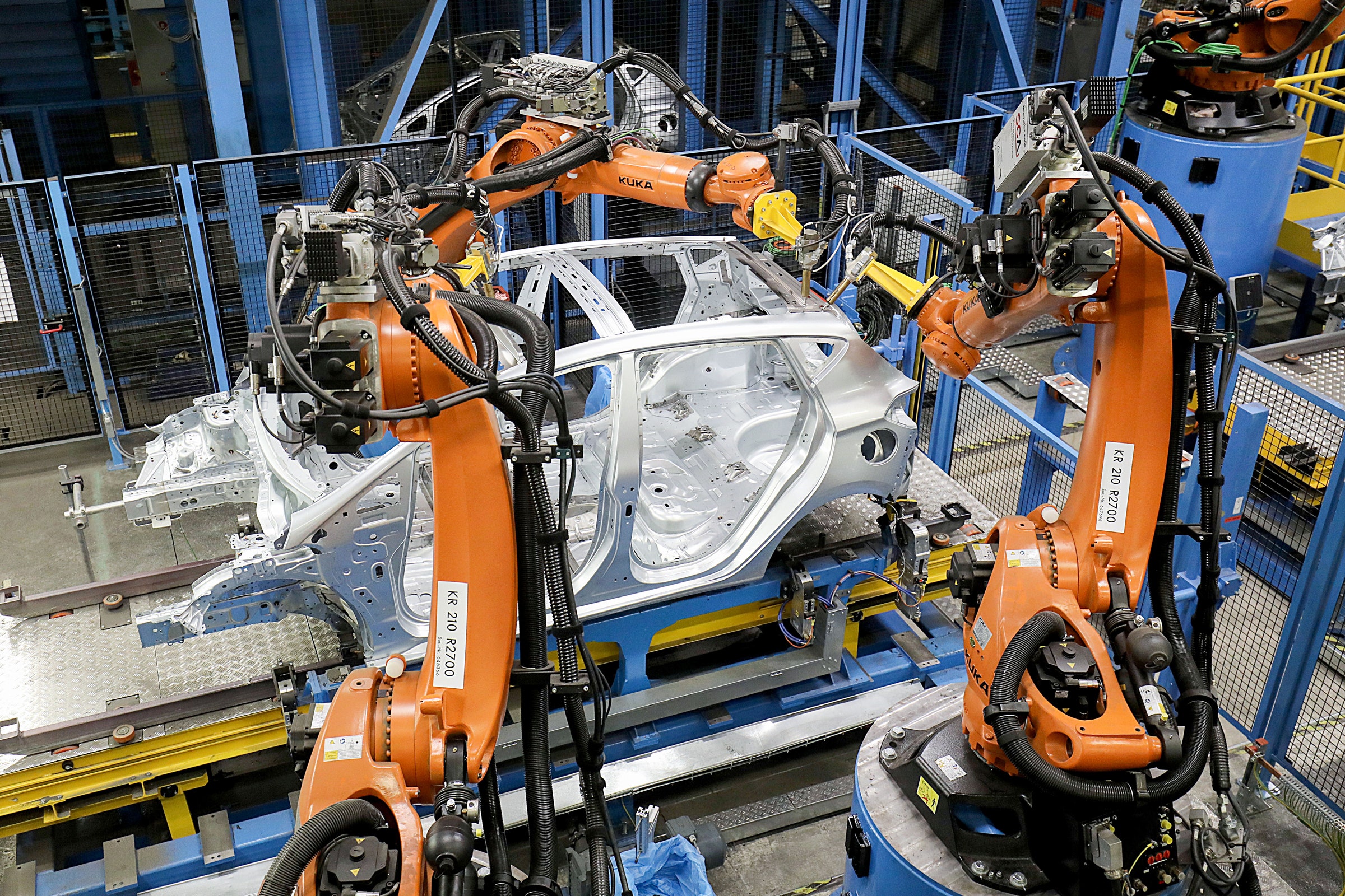 industrial robots assembly line
