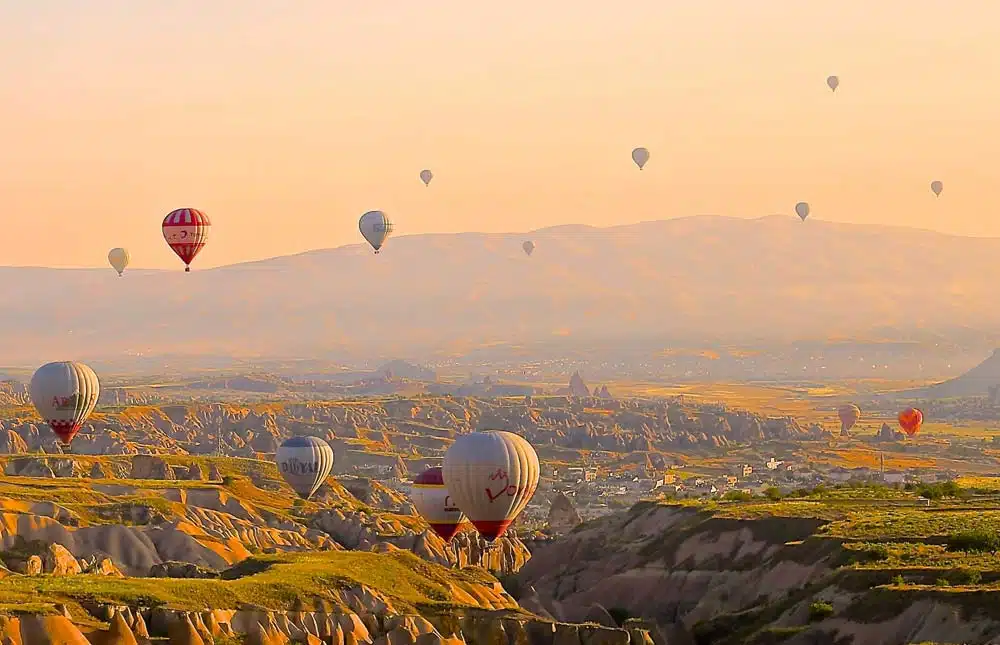 romantic travel landscapes