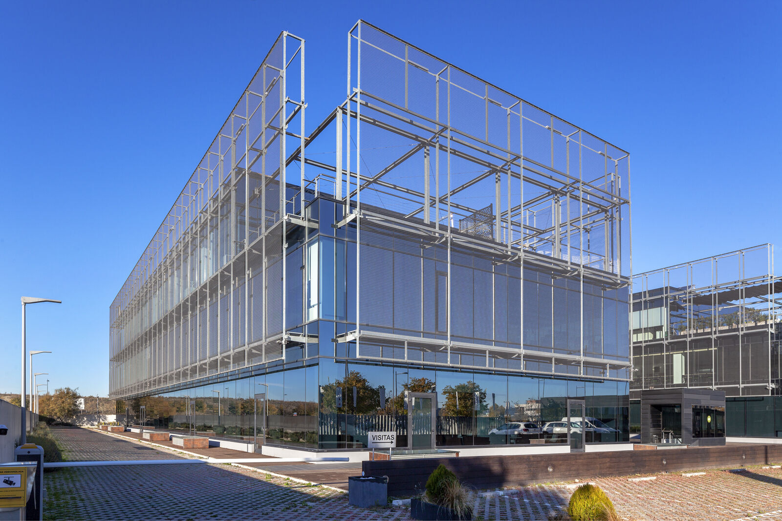 official building exterior DIAN facade