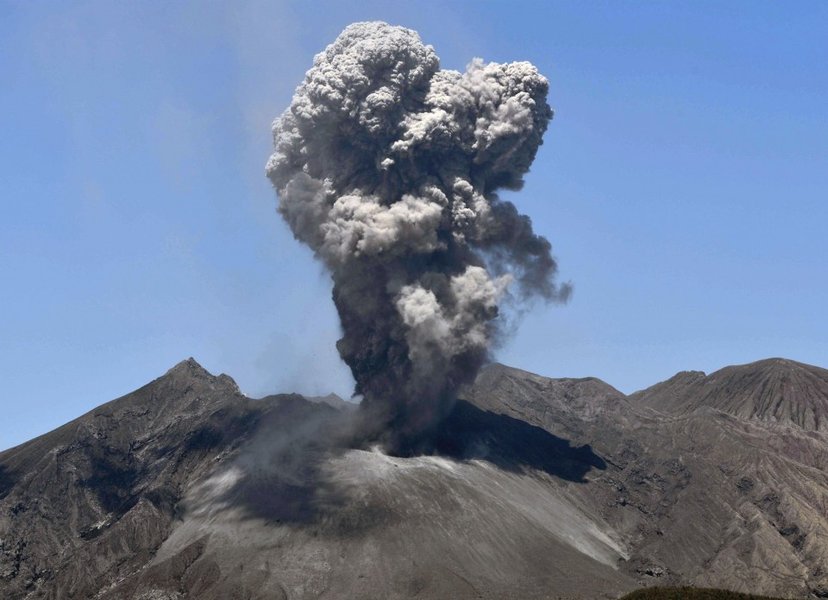 sakurajima-eruption-environmental-impacts-2hgsugki