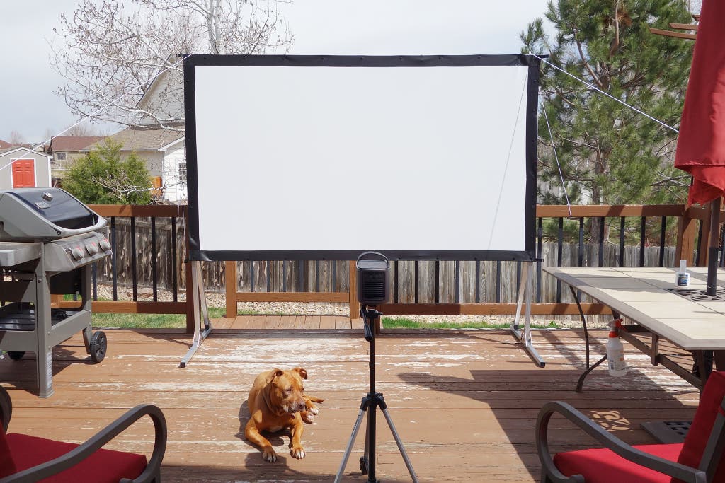 outdoor solar projector setup