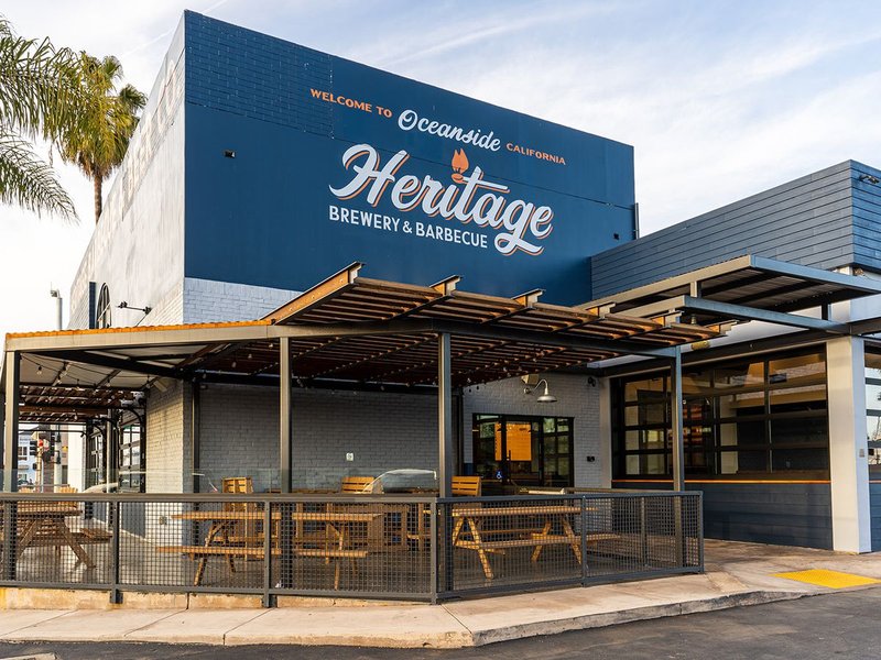 texas bbq restaurant exterior