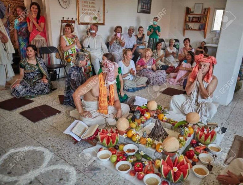 Ithy - Exploring the Sixteen Samskaras: Ancient Hindu Rites of Passage