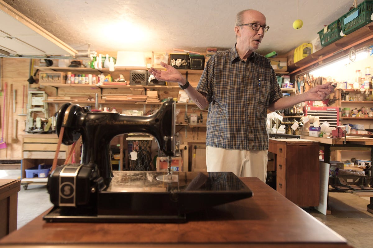 historic sewing machine workshop