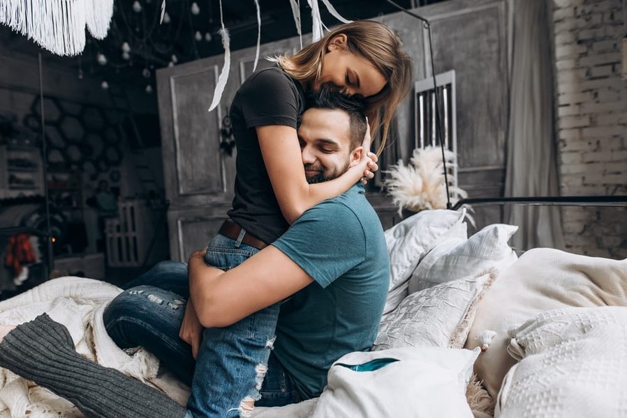 secrets-to-a-happy-relationship-bpysdtx8