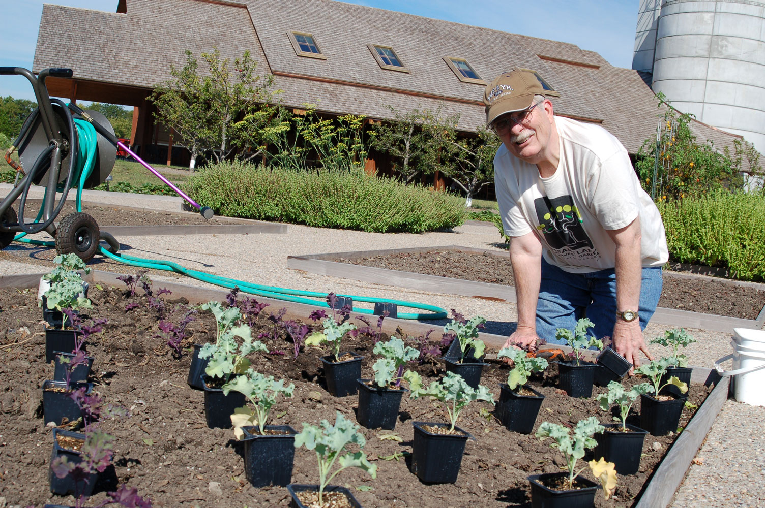 community volunteering outdoor