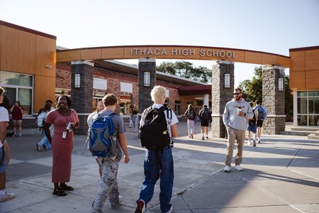 senior high school students campus