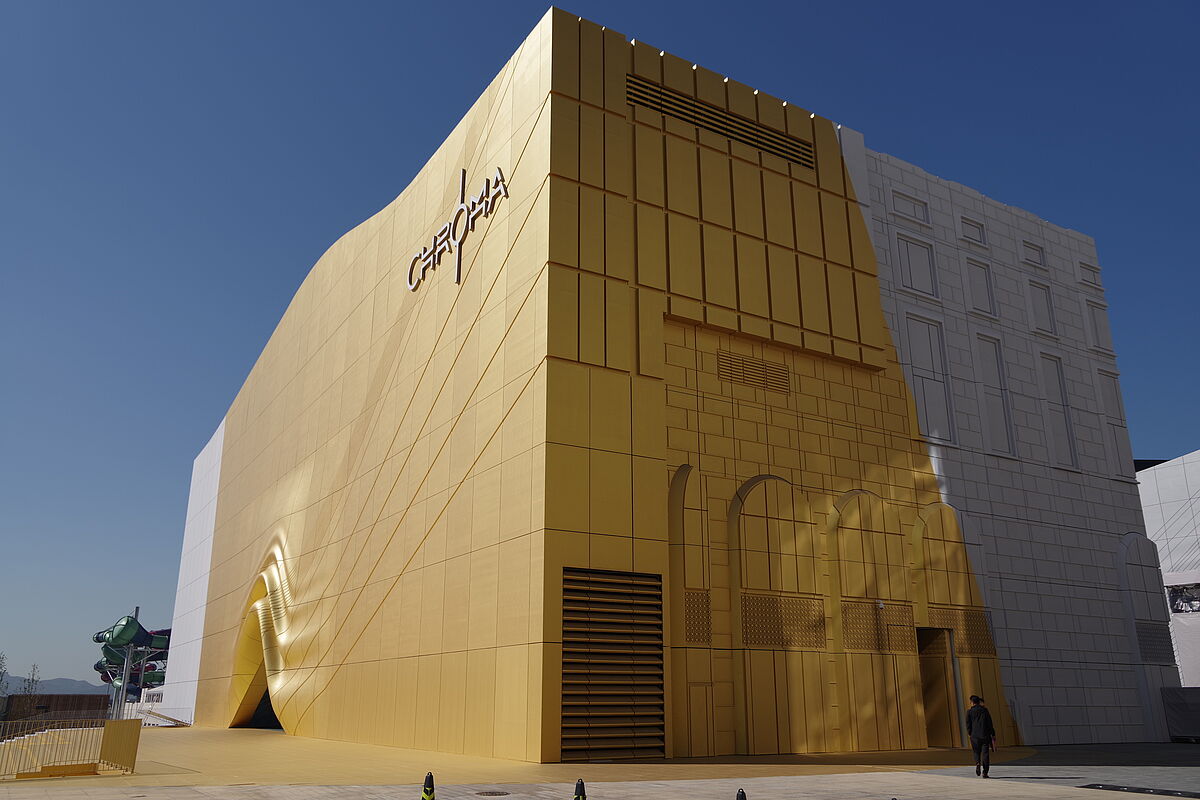 building facade with mineral coatings