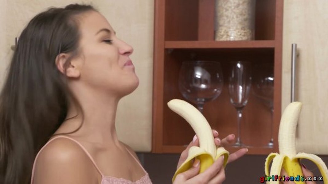 sissy-training-deepthroat-guide-2qbuz2fw