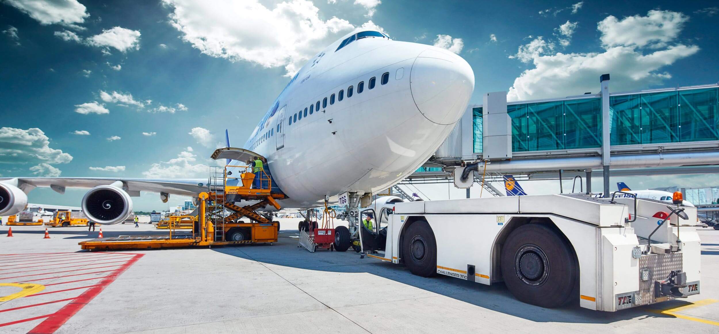 airport ground handling equipment