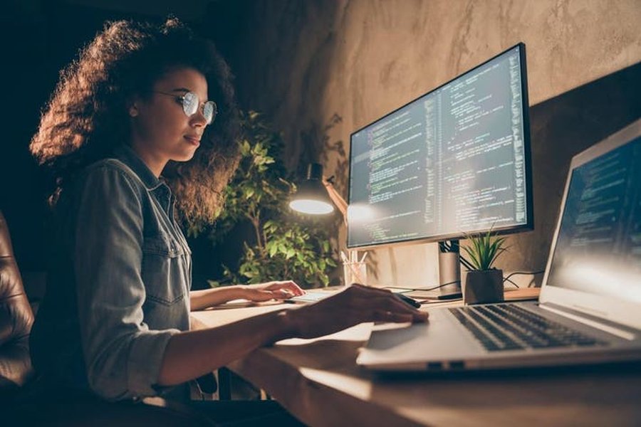software-sales-ethics-developer-exploitation-ko6fwdsp