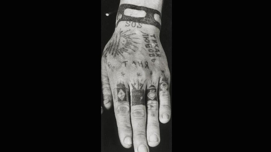 soviet-prison-swastika-tattoos-uy3vb4zf
