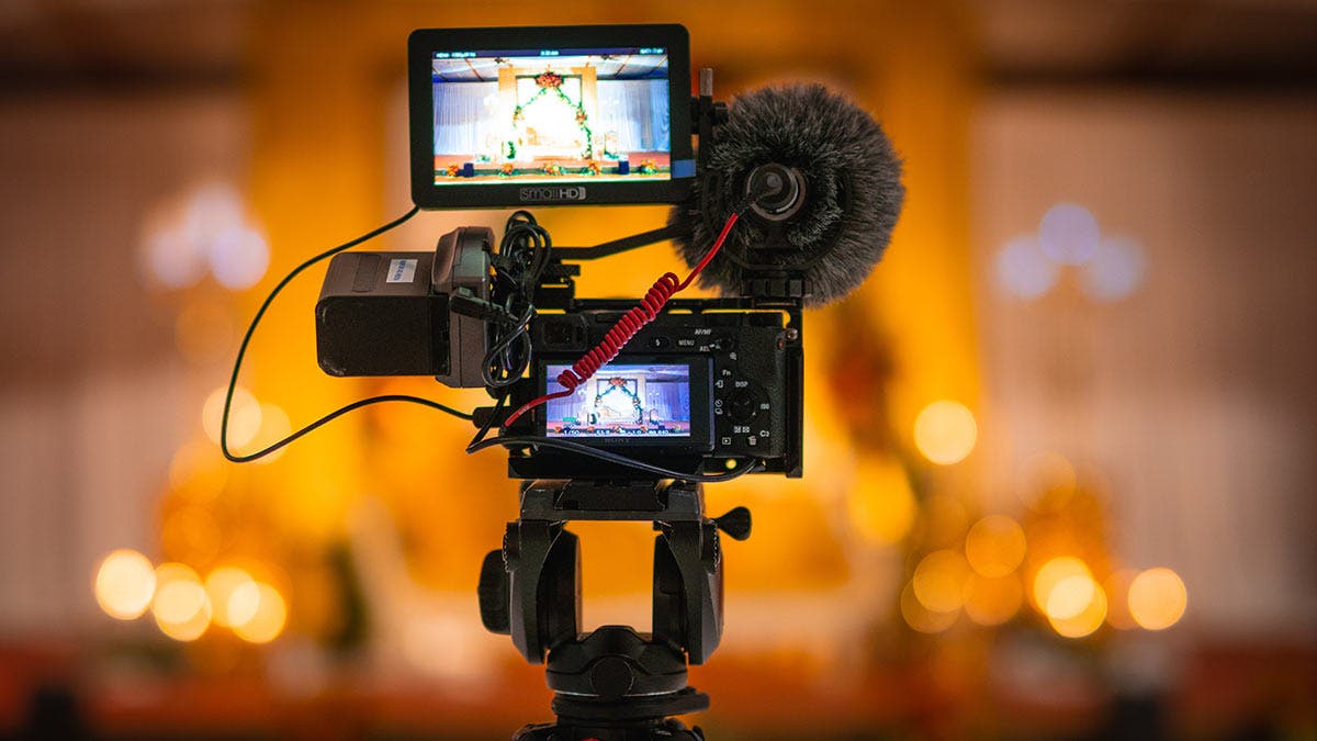 scenic outdoor microphone technology