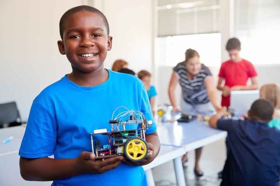 stem-education-early-ongoing-benefits-azu3o7tp