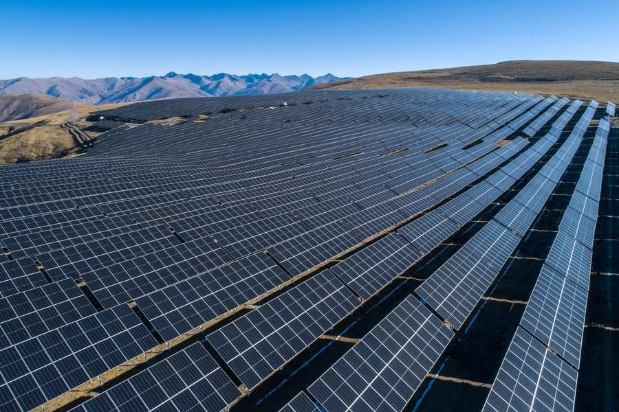 successful-renewable-energy-center-plan-m3dxfgr0