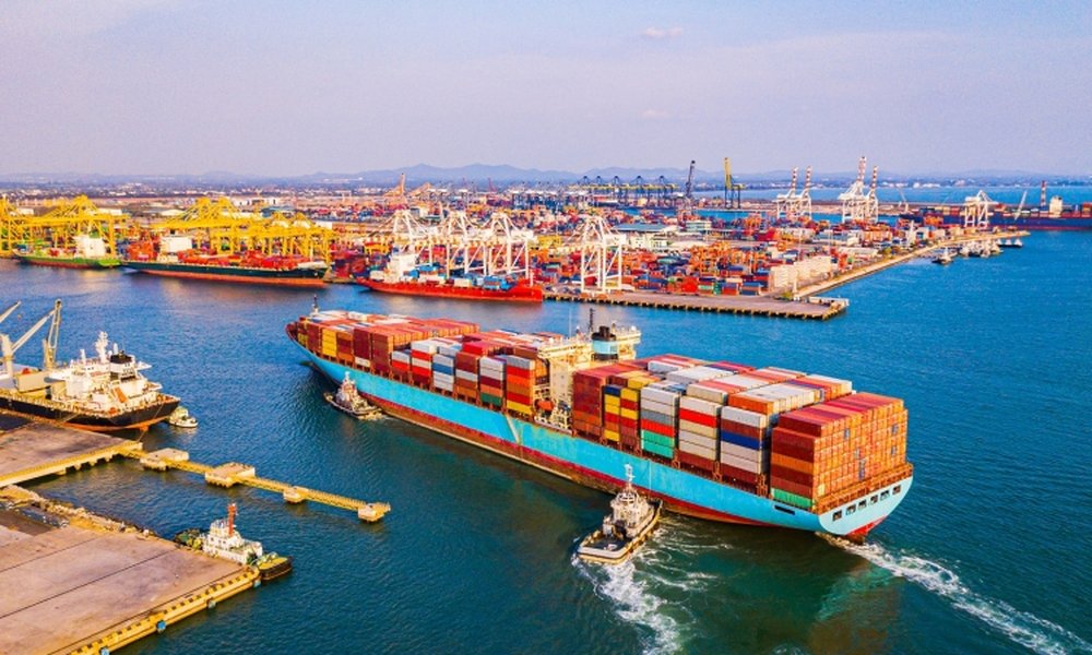 global shipping container