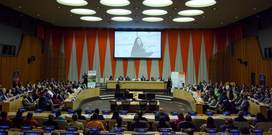 international government buildings and economic meetings
