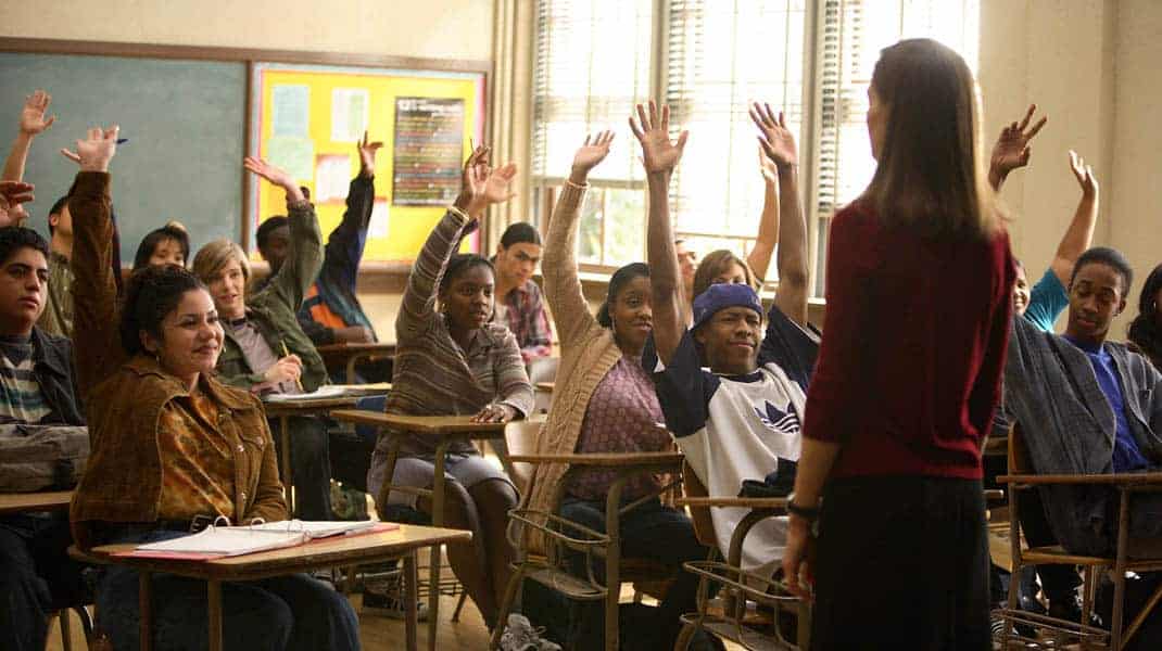 classroom lesson inspiring teacher