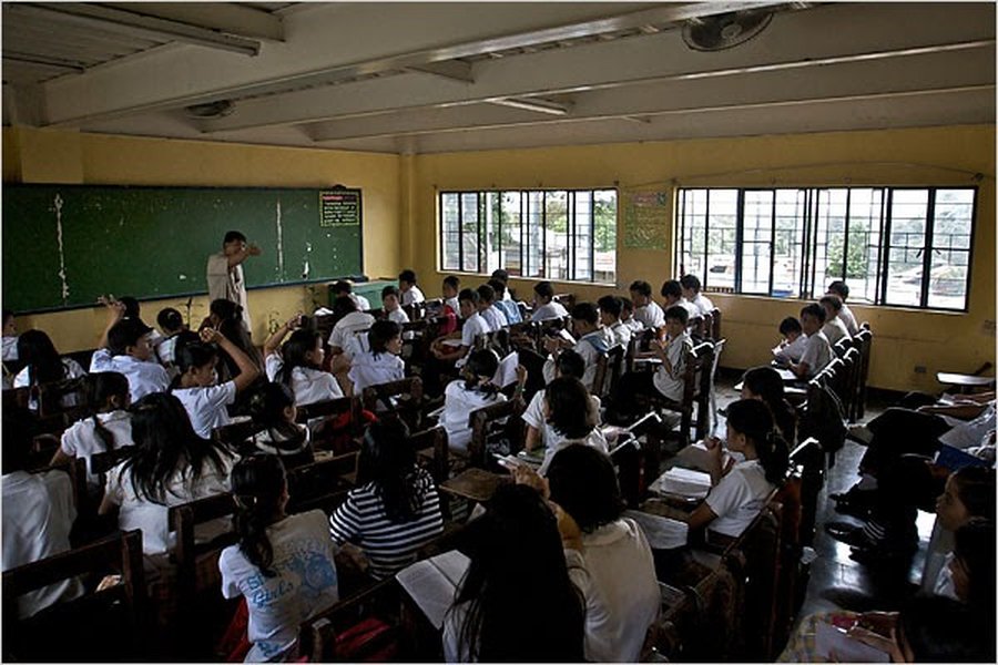 Philippines public school classroom